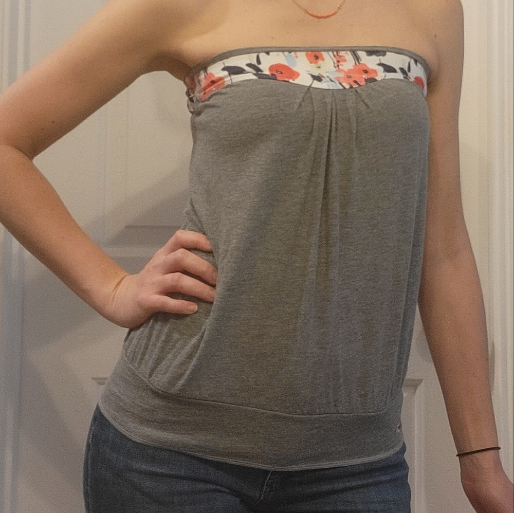Hollister Gray Knit Tube Top with Floral Ribbon Accent and Tie: Endless Summer